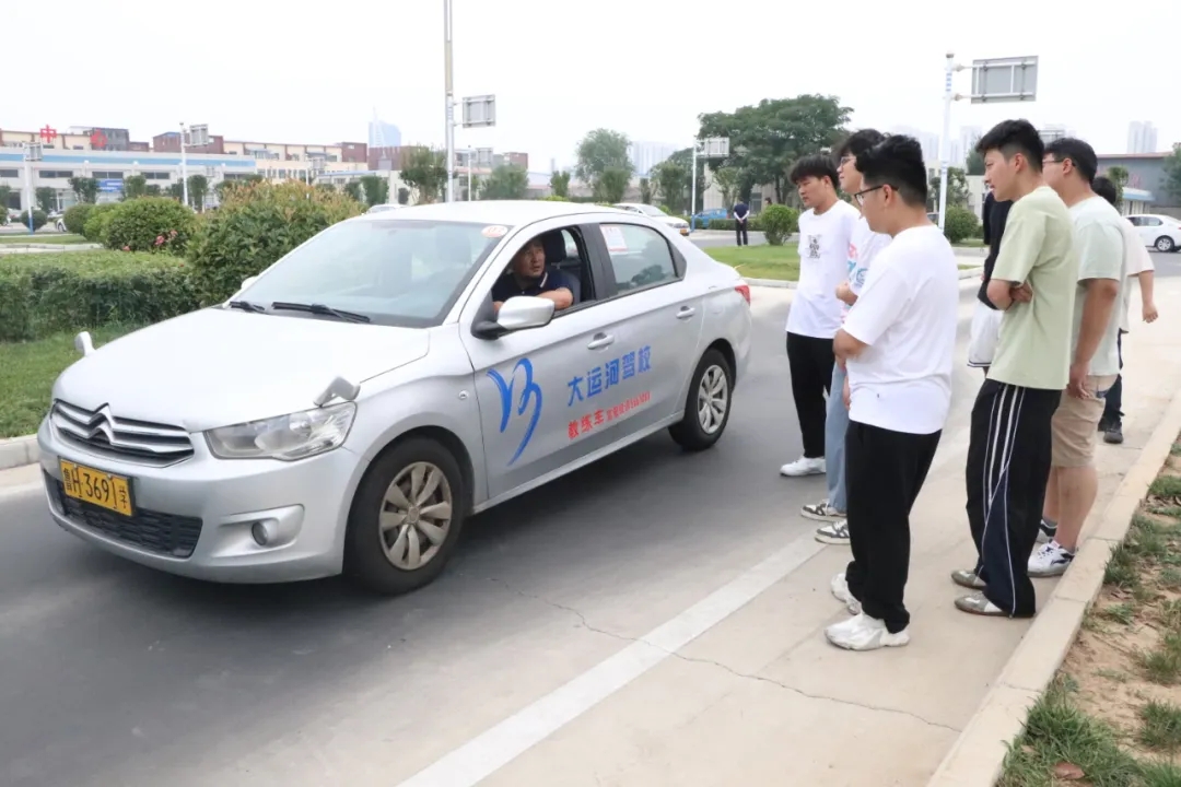 【济宁大运河驾校】快看！你的同学距离拿证又近一步...(图2)